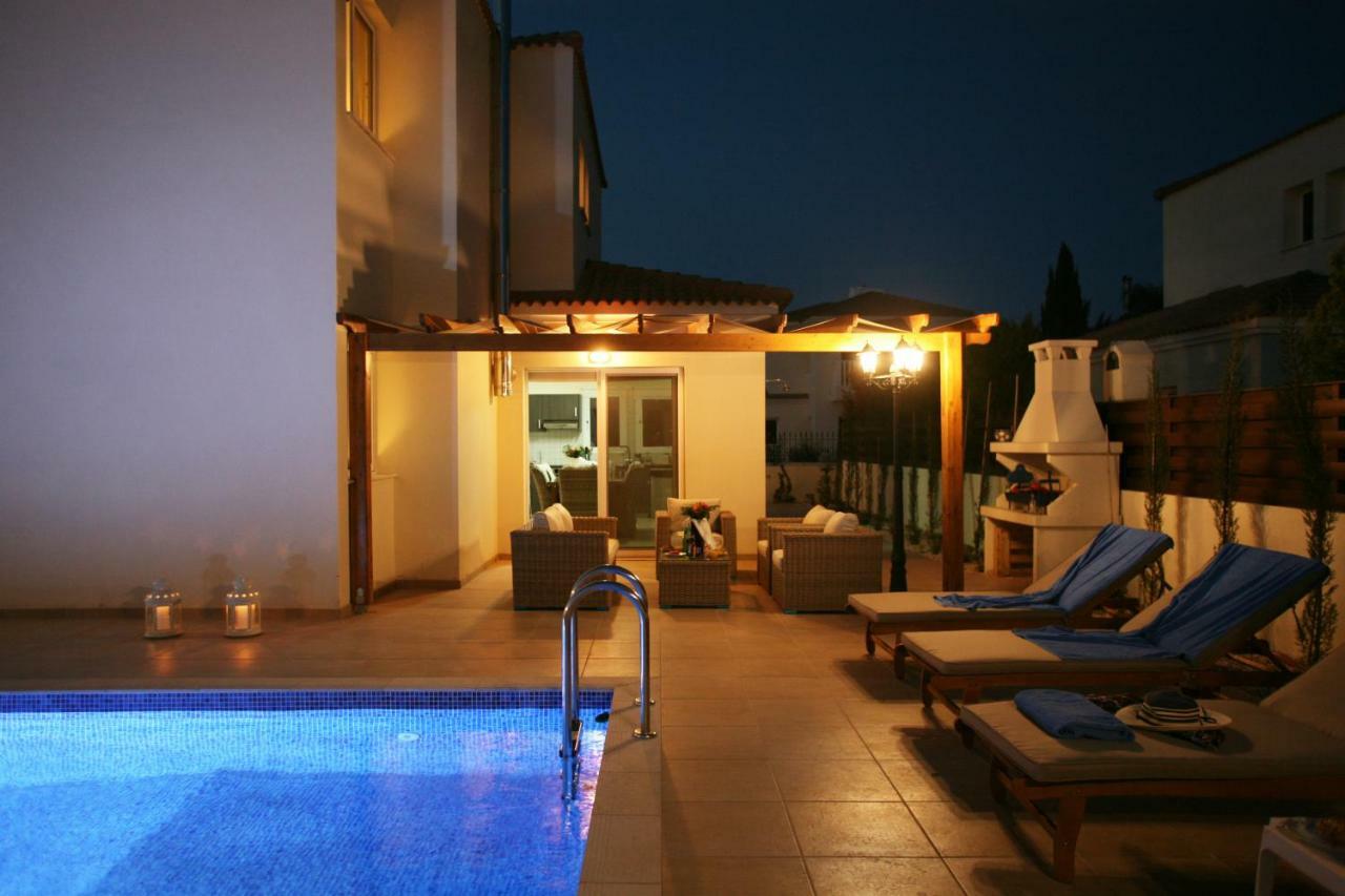 Villa Carmel アヤナパ エクステリア 写真